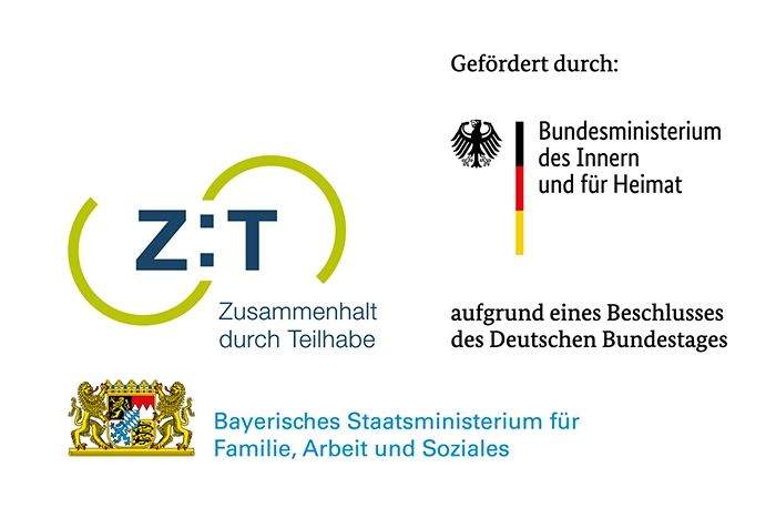 Drei Logos: Zusammenarbeit durch Teilhabe, Bayerisches Staatsministerium für Familie, Arbeit und Soziales, Bundesministerium des Innern und für Heimat